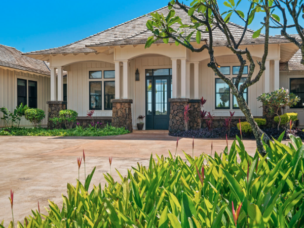 Luxury 6-Bedroom Vacation Home in Poipu - Ocean Views & Modern Comfort